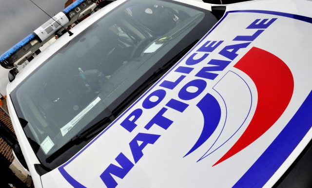 Pas-de-Calais : un barrage de migrants provoque la mort d’un conducteur