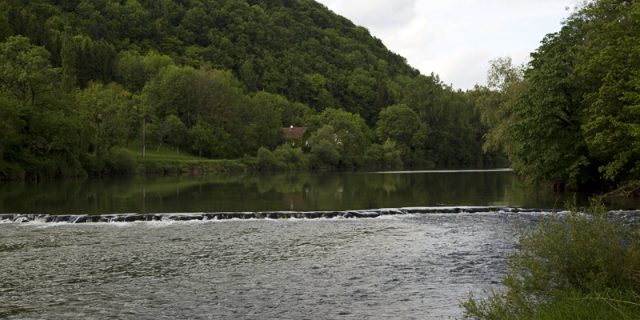Jura : un homme meurt noyé en voulant sauver ses trois enfants