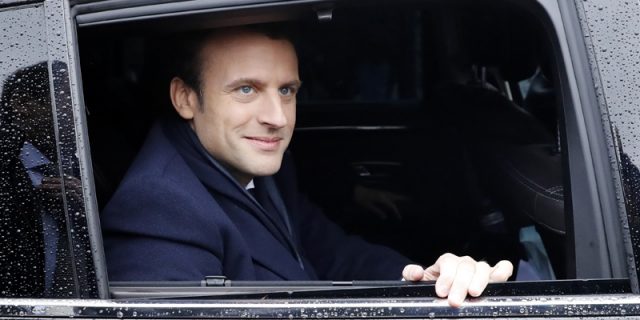 Emmanuel Macron : le montant de ses frais de maquillage dévoilé !