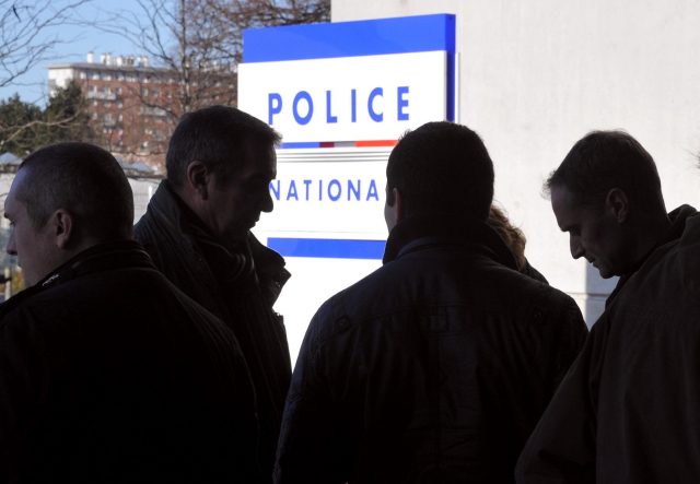 Nord : Un homme intervient alors qu’une femme se fait tirer dessus