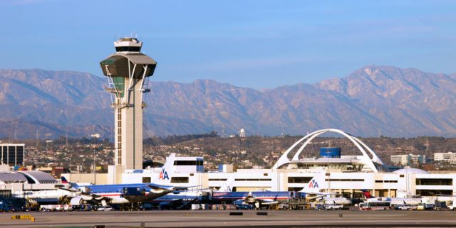 Comment ce contrôleur s’est sacrifié pour sauver un avion