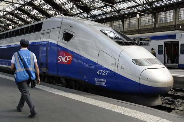 SNCF : des agents encouragés à verbaliser plus pour obtenir des chèques cadeaux