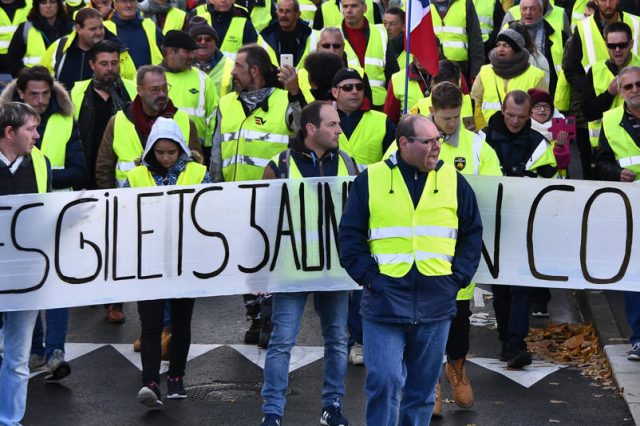 Gilets jaunes : savez-vous combien ils vous coûtent ?