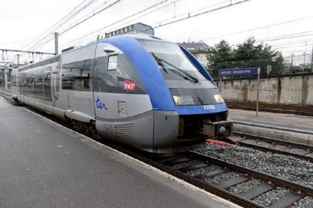 Un jeu dangereux vire au cauchemar : un ado meurt électrocuté en montant sur un train