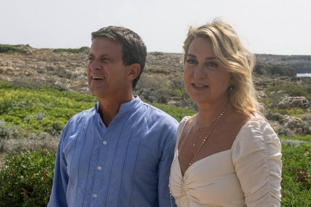 « Ruiné », Manuel Valls n’aurait rien déboursé pour son mariage