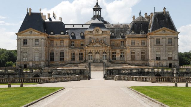 Vaux-le-Vicomte : ils séquestrent les châtelains et volent des millions d’euros