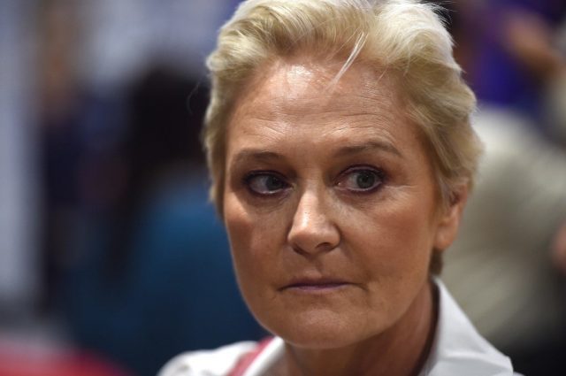 Municipales 2020 : qui est Marie-Caroline, la sœur de Marine Le Pen ?