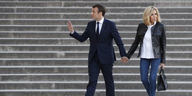 Brigitte et Emmanuel Macron sont-ils confinés ?