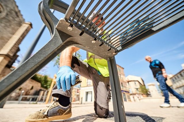 Confinement : peut-on encore s’asseoir sur les bancs publics ?