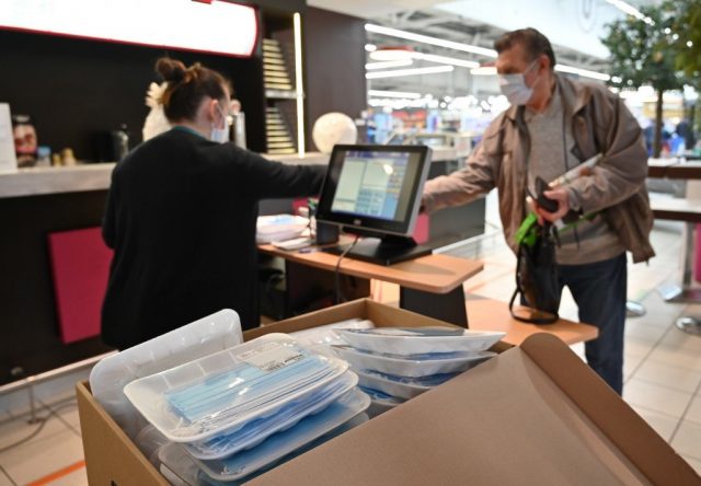 Masques : quels sont les prix dans les différents supermarchés ?