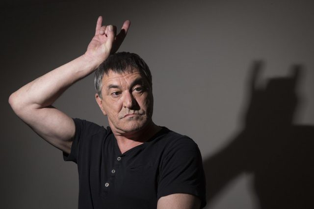 Jean-Marie Bigard peut-il être le nouveau Coluche ? Le titre est convoité…
