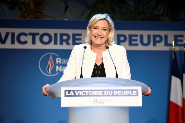 Marine Le Pen peut-elle encore piéger la droite ?