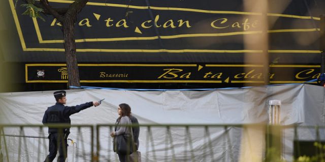 Attaque terroriste : quels sont les premiers réflexes à avoir ?