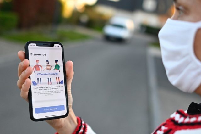 Attestation de déplacement : une case manquante sur TousAntiCovid interpelle les internautes