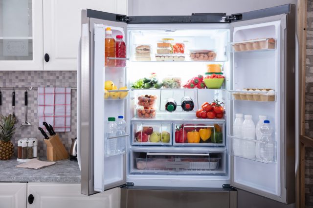 Frigo : 4 techniques simples pour le dégivrer