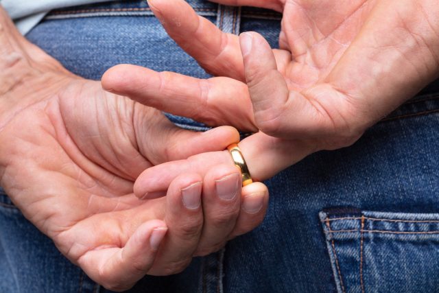 L’histoire rocambolesque de cet ancien préfet prêt à tout pour sa maîtresse