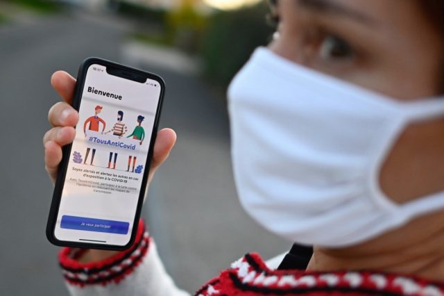 Supermarchés : l’application TousAntiCovid bientôt obligatoire pour faire ses courses ?