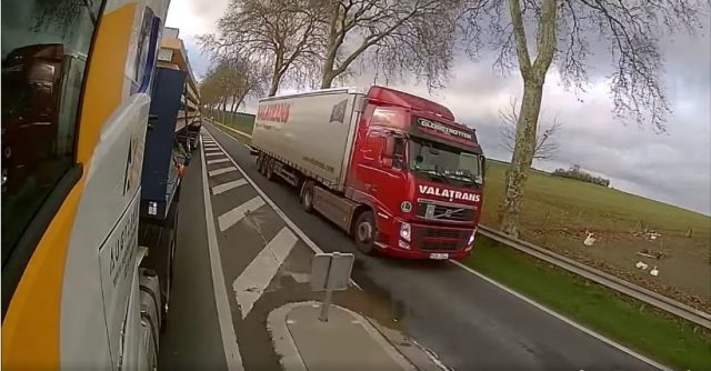 VIDEO. Le dépassement de ce camion fou sur une route française devient viral