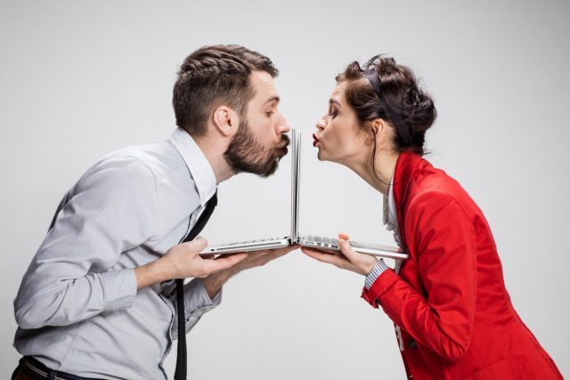 Sieste ou sexe : les mauvaises habitudes préférées des Français sur leurs heures de télétravail