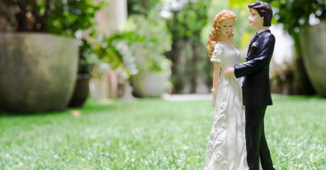 Tradition, superstition… Trois rites des mariages gitans