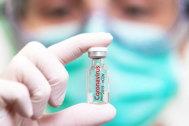 Covid : peut-on combiner des vaccins différents ?