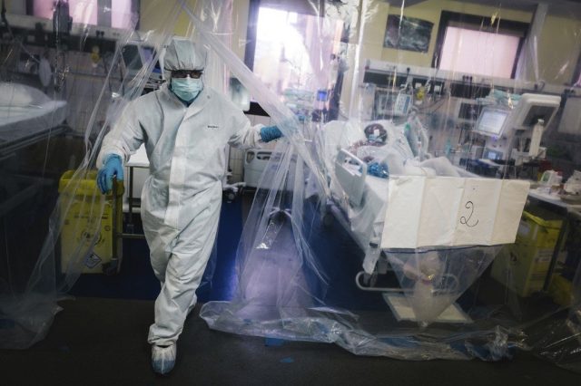 Covid-19 : les derniers mystères du virus