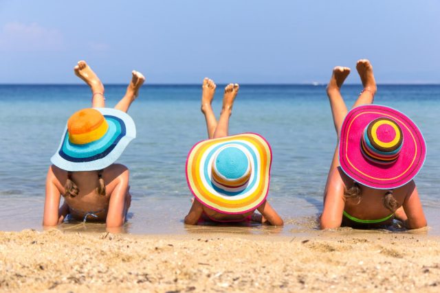 Vacances d’été 2021 : « On peut commencer à se projeter », affirme le commissaire européen