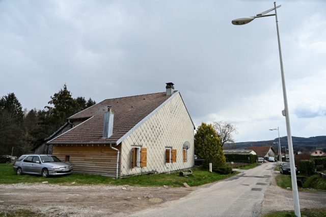 Affaire Mia : derrière l’enlèvement, des croyances conspirationnistes autour des placements d’enfant