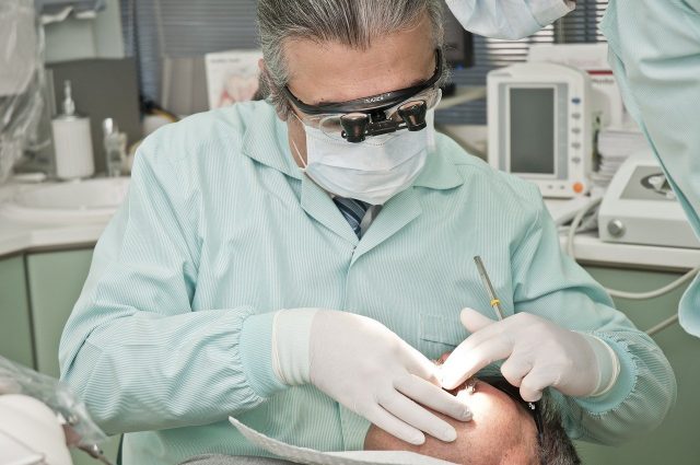 La terrible histoire de ce couple victime d’un dentiste boucher
