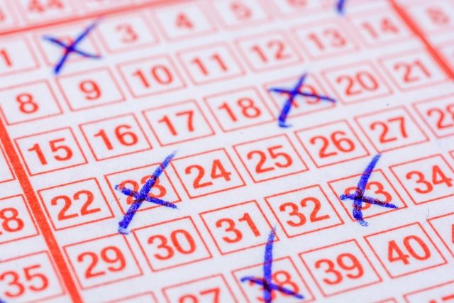 Loto : l’énorme coup de chance d’une femme devenue millionnaire grâce à son étourderie