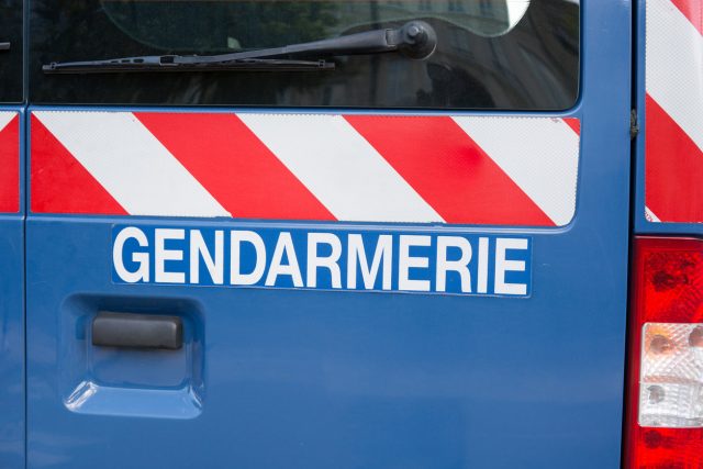 Vendée : un fils mis en examen pour avoir « massacré » ses parents à coups de béquille