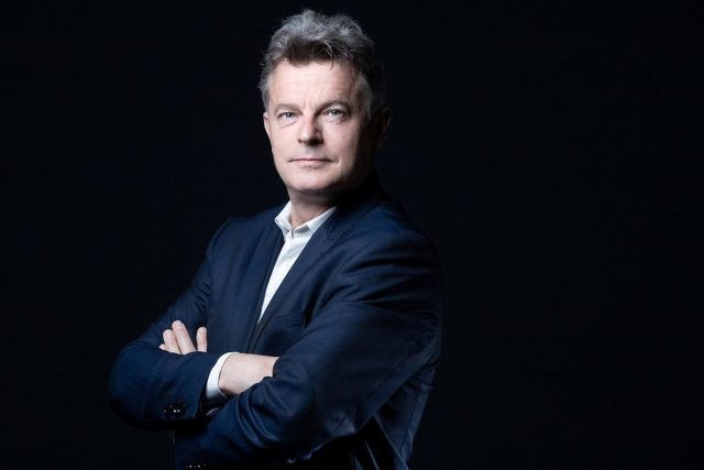 « Une retraite à 60 ans, avec une bonne pension » : Comment Fabien Roussel pourrait gagner des points à la présidentielle ?