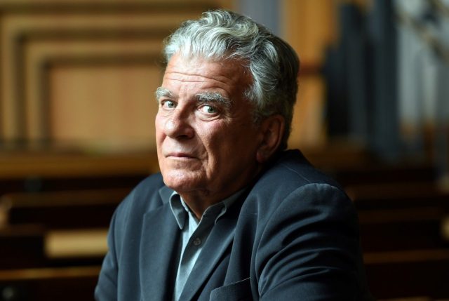 Affaire Olivier Duhamel : pourquoi l’enquête pour « viols sur mineur » est classée sans suite ?
