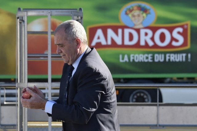 Andros : pourquoi le roi des compotes cultive le secret ?