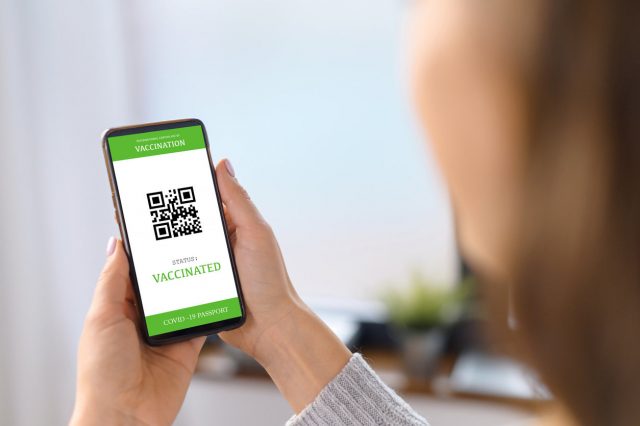 Covid-19 : une personne contaminée perd-elle son pass sanitaire ?