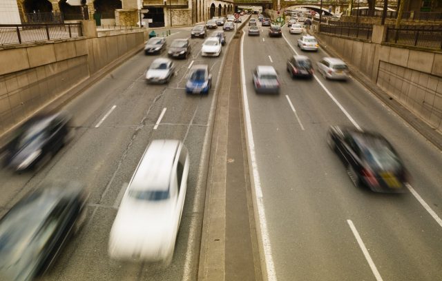 Cour d’assises de Paris : un homme comparaît pour avoir jeté sa fille sur le périphérique